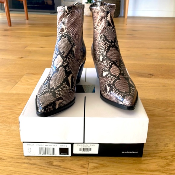 Dolce Vita Shanta Snake Print Bootie - Brand New / Sold Out! - Picture 2 of 5